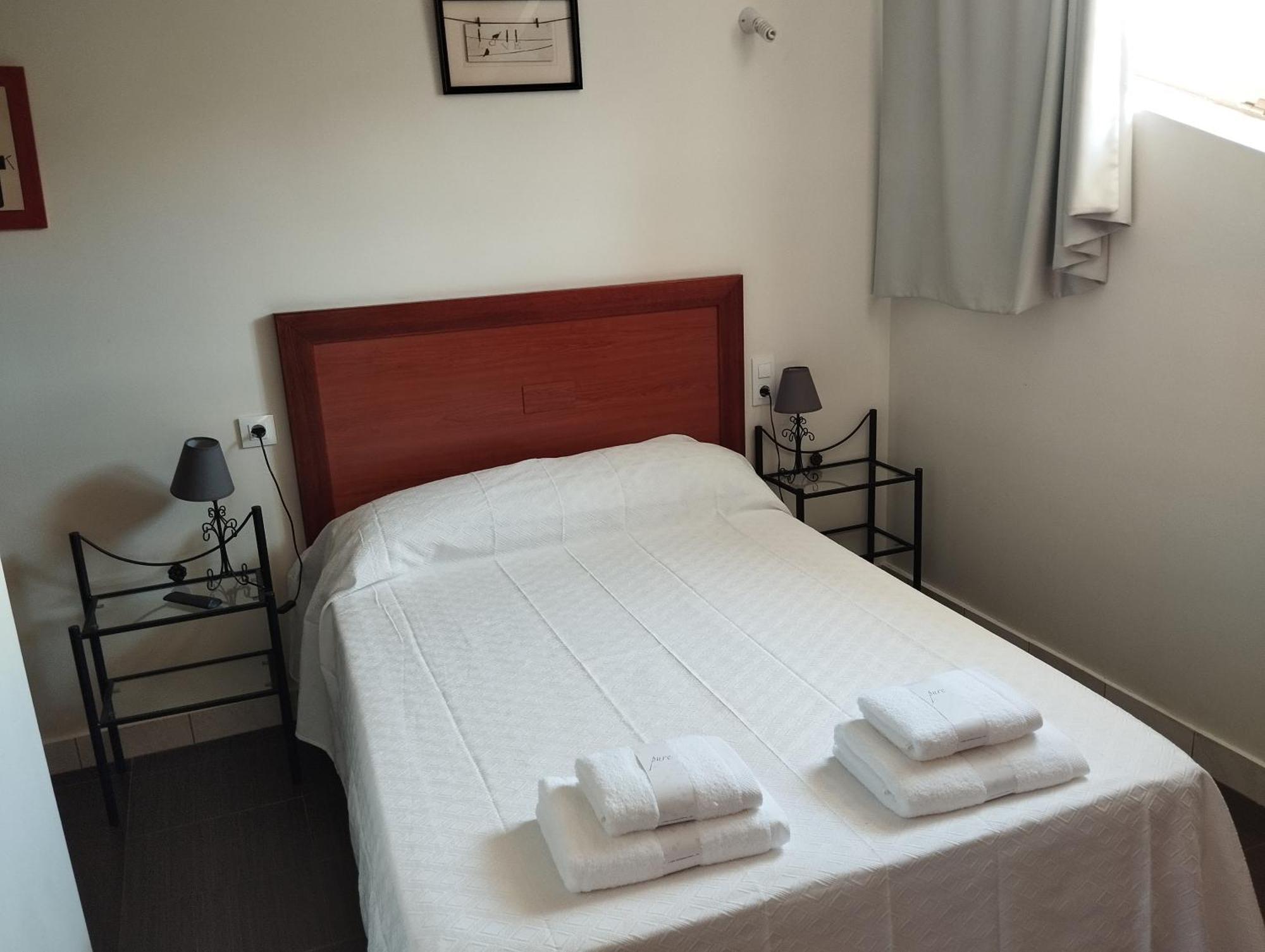 Hostal Bordillas Pomaluengo Exteriér fotografie