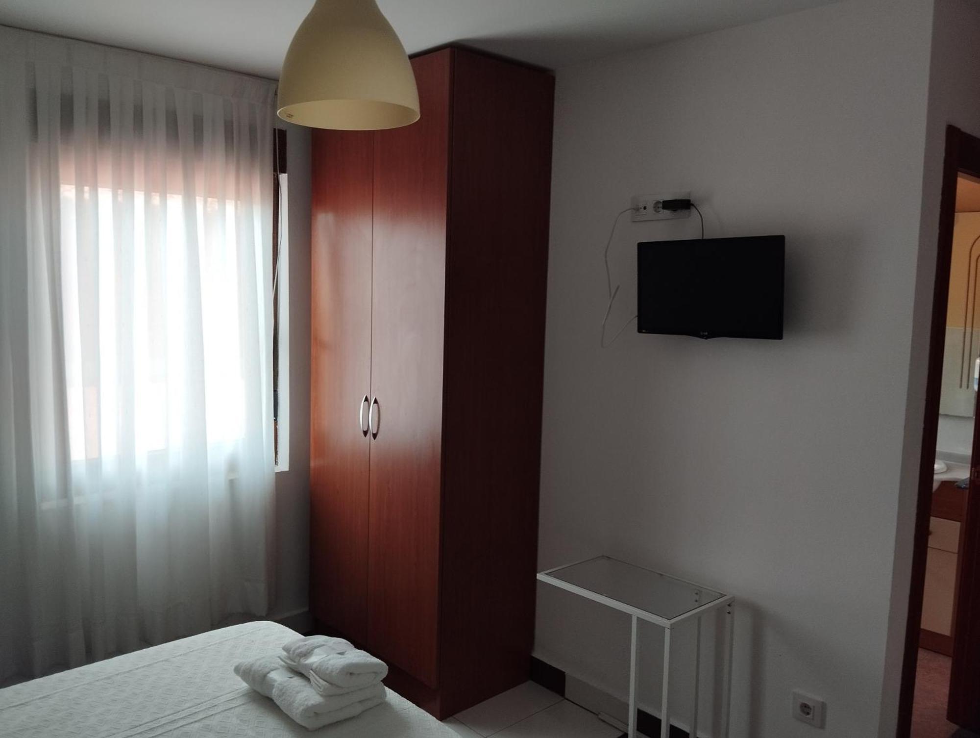 Hostal Bordillas Pomaluengo Exteriér fotografie
